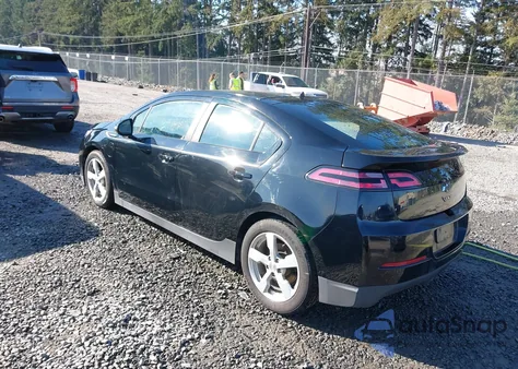 2014 Chevrolet Volt z USA, uszkodzony, nr VIN 1G1RE6E40EU156751